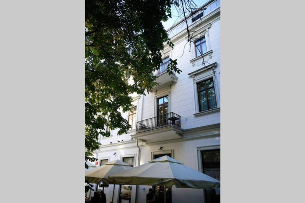Marvellous 2 Bedrooms Attic In The Old Town * Bucharest