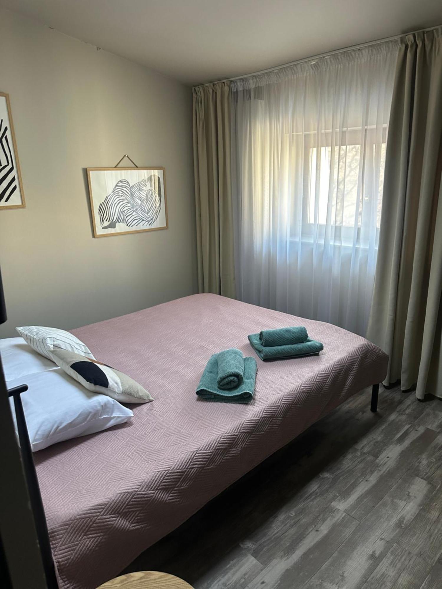 Marvellous 2 Bedrooms Attic In The Old Town Bucharest