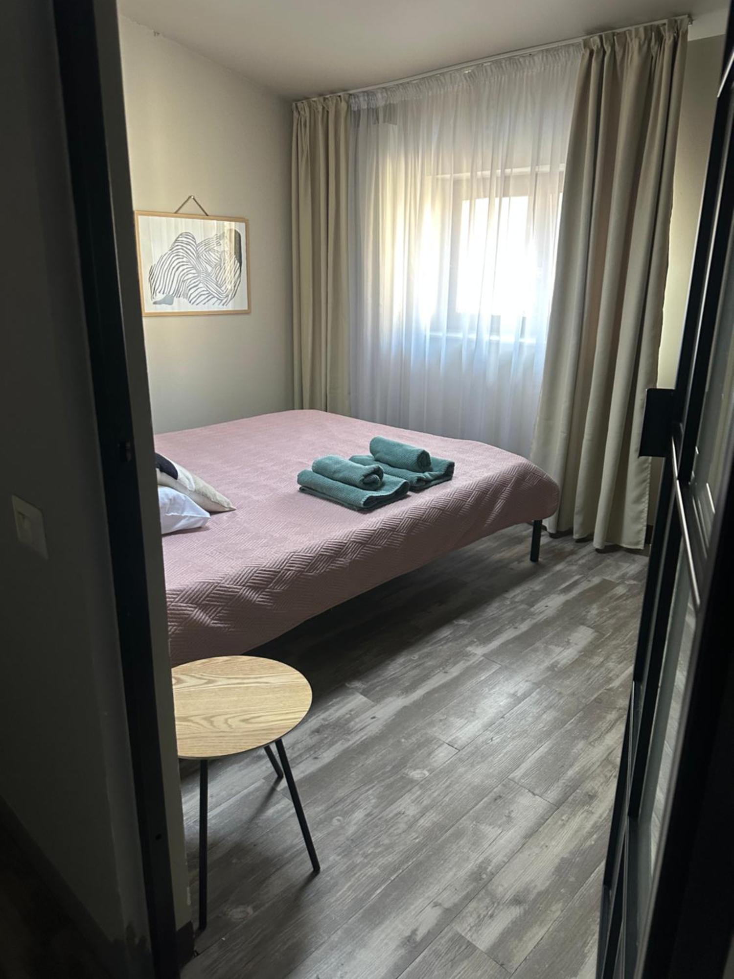Marvellous 2 Bedrooms Attic In The Old Town Apartment Bucharest